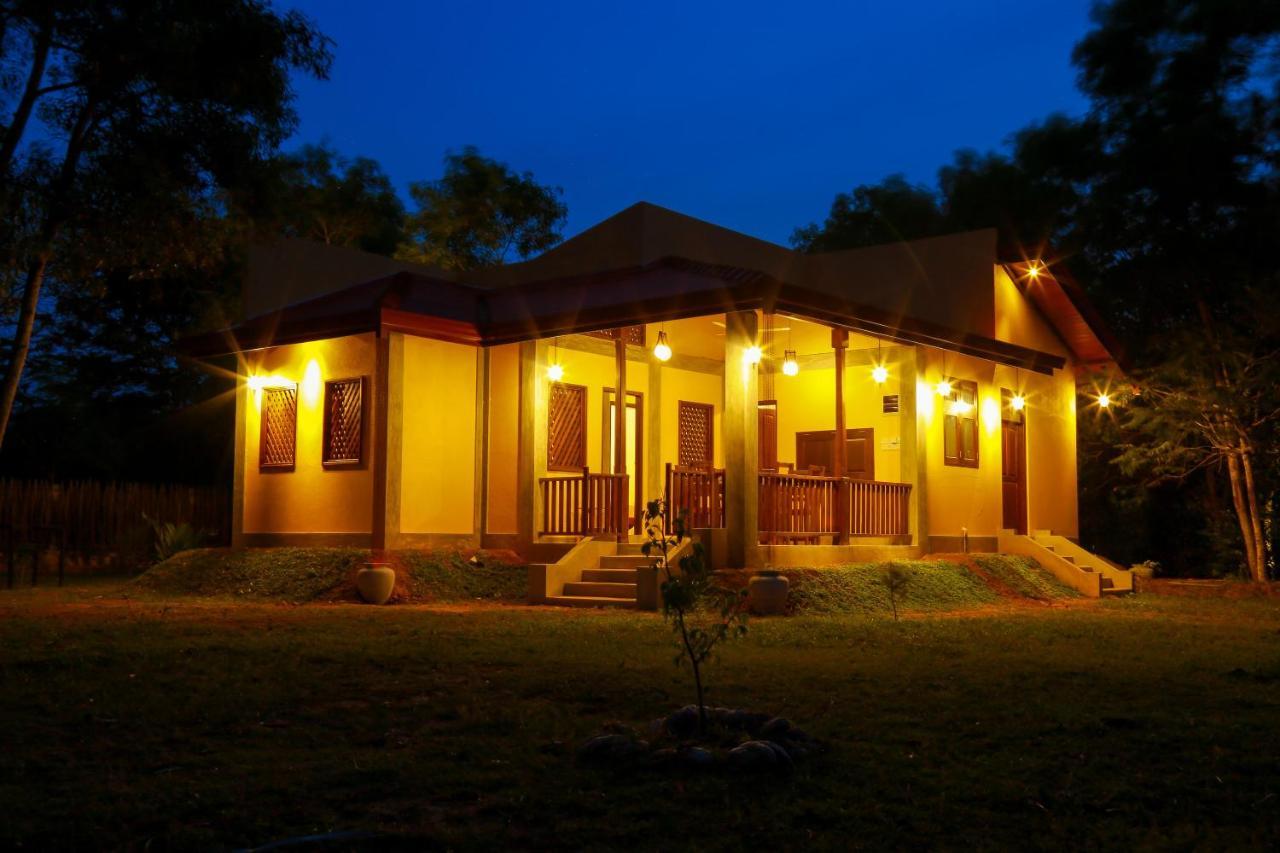 Villa De Lagoon View 탕갈레 외부 사진