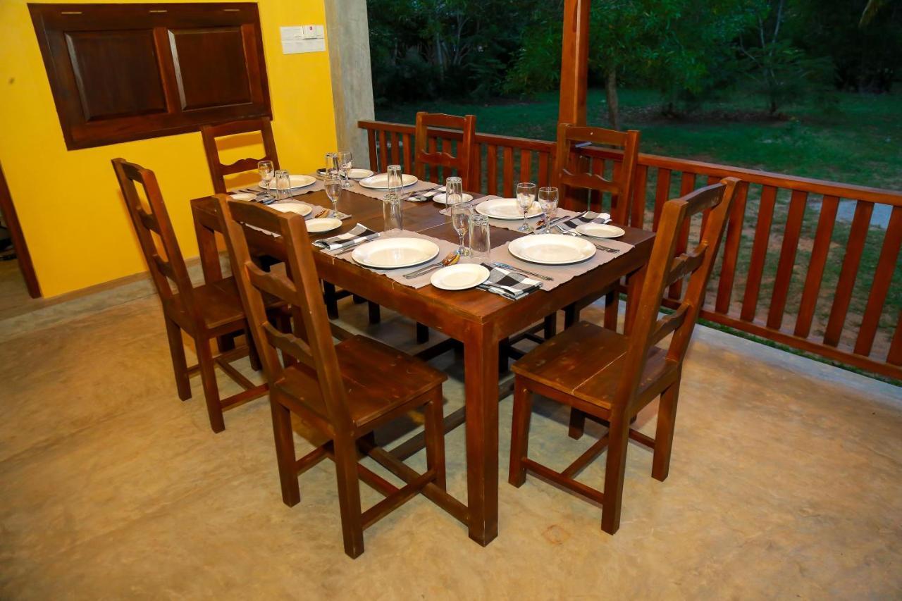 Villa De Lagoon View 탕갈레 외부 사진